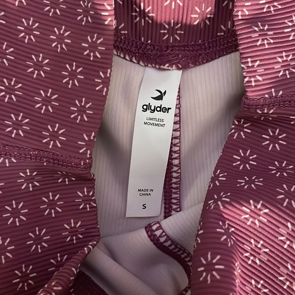 Glyder Sultry 7/8 Leggings in Rouge/Peony Sunburst SZ S NWOT - Picture 4 of 6